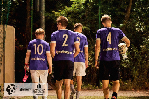 Emocjonujące mecze przy Piaseczyńskiej zdecydowały o podziale letnich trofeów!